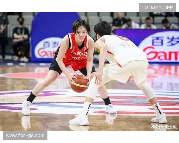 日本女篮远投如雨命中16记三分中国女篮双塔阵容被速度彻底击破