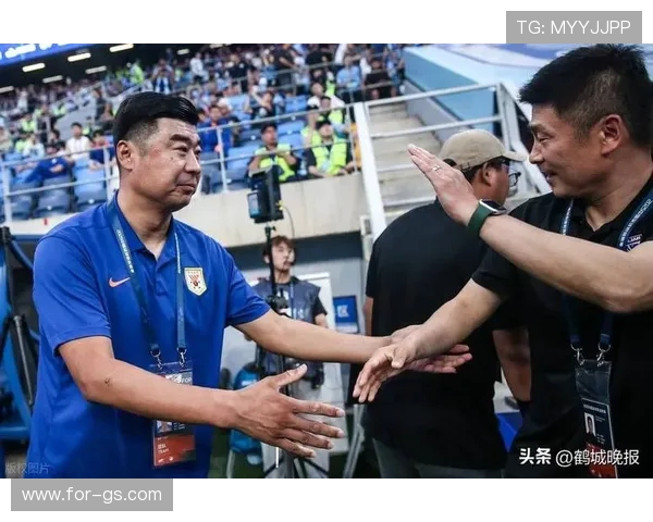 中超八月月度最佳球员和教练评选结果揭晓精彩纷呈 中超八月月度最佳球员和教练评选结果揭晓精彩纷呈