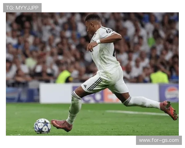 皇家马德里强势夺冠再展王者风范成功捧起西班牙超级杯桂冠